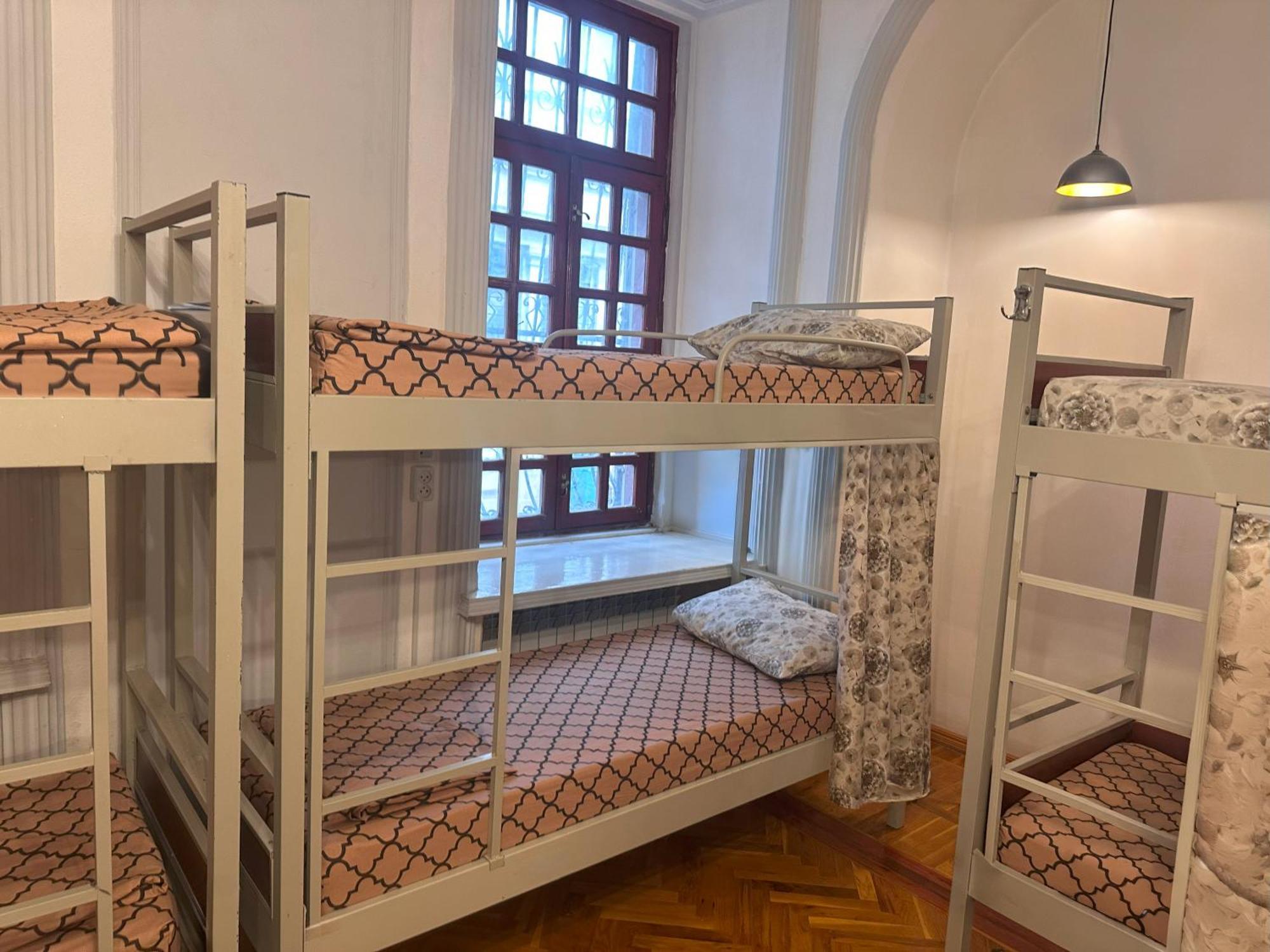 Flora Music & Art Hostel Baku Exteriör bild
